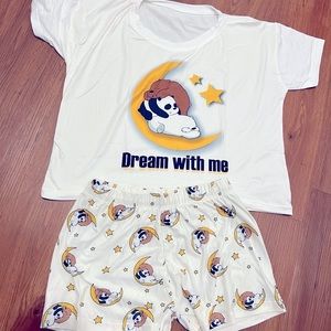 Super cute pajamas 😍 BRAND NEW